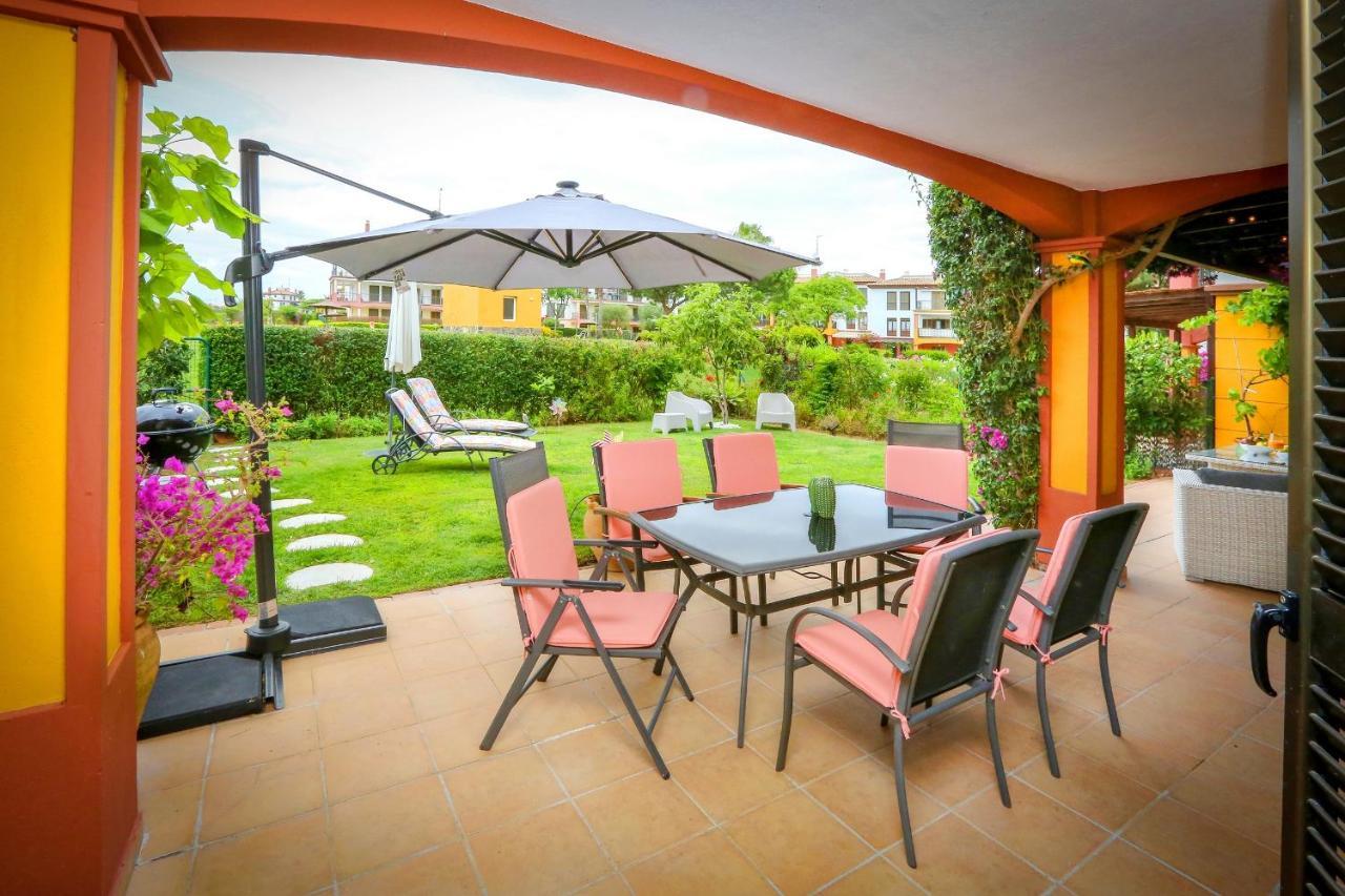 Pura Villa- Buganvillas Аямонте Екстер'єр фото