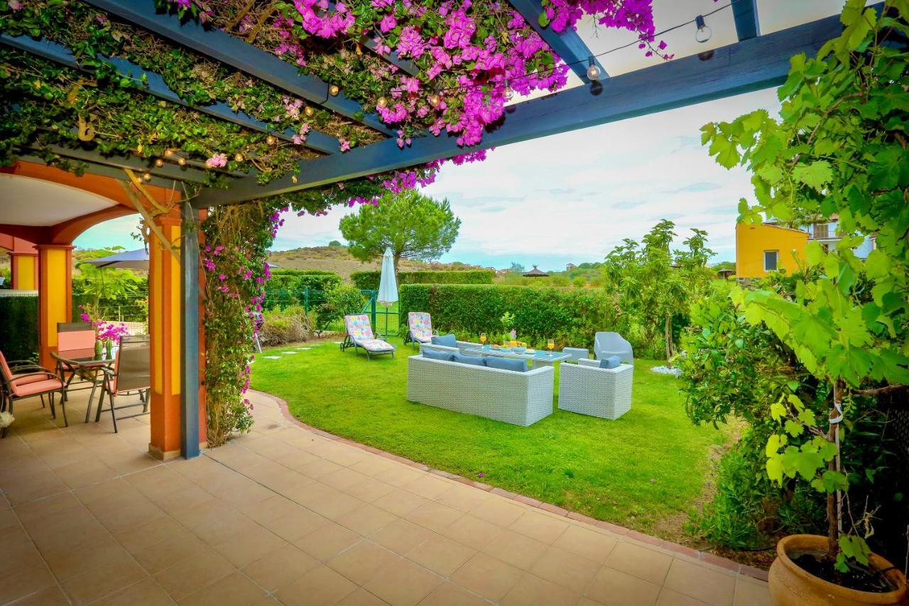 Pura Villa- Buganvillas Аямонте Екстер'єр фото